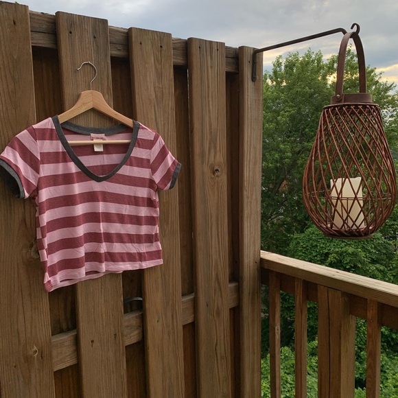 Wet Seal Pink and Red Striped Crop Top - Picture 1 of 6